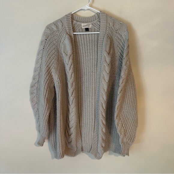 Universals Thread Chunky Cardigan - Picture 3 of 3